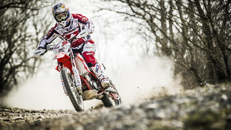 Δηλώστε συμμετοχή για να κάνετε Enduro με τον παγκόσμιο πρωταθλητή Johnny Aubert